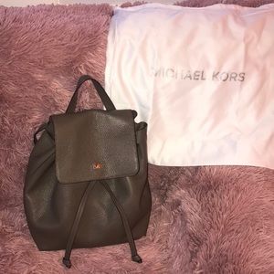 Cute tote!!